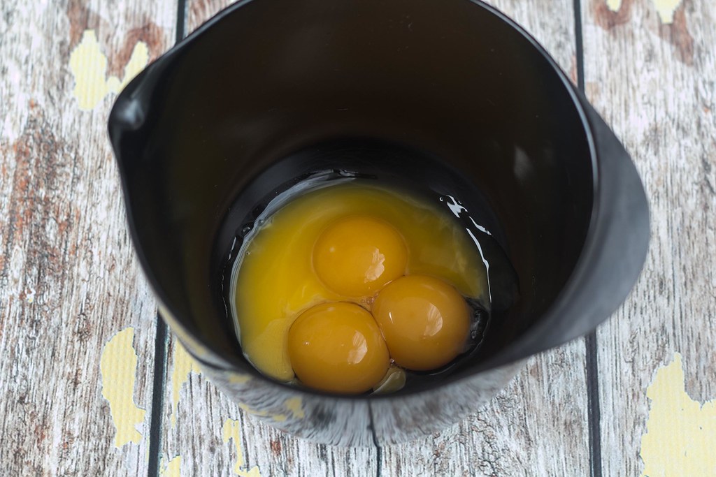 Æggeblommer i skål