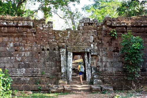 a small door leading to Phimeanakas