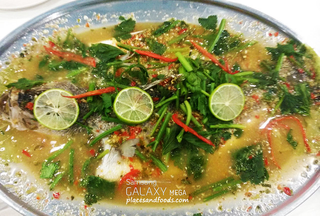 rayong thai fish with lime
