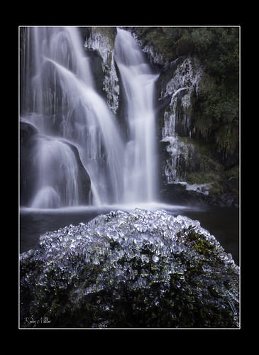 winter canon frozen long exposure d yorkshire waterfalls february jewels icicles 60