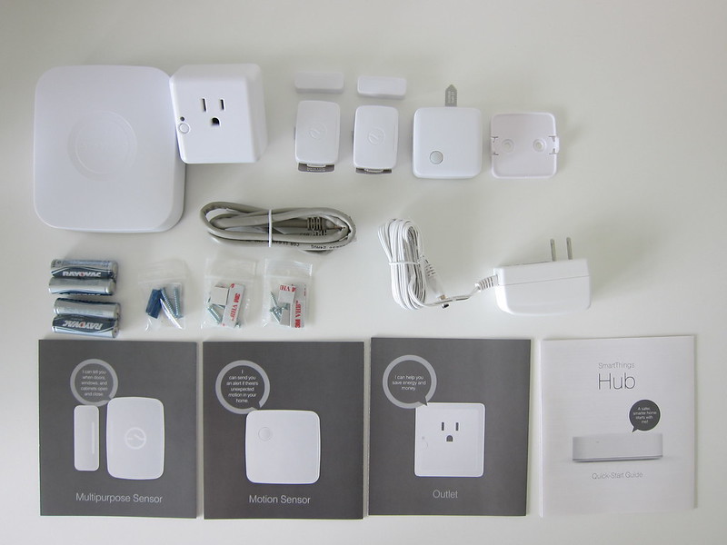 Samsung SmartThings - Home Monitoring Kit - Box Contents
