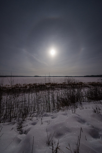 winter moon lake nationalpark halo elkisland 2014 astotin
