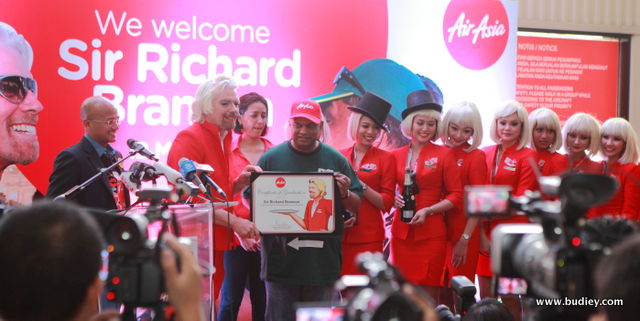 Branson Finally Graduates As Airasia’s Flight Attendant