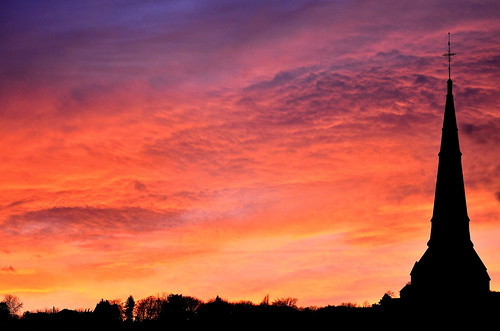 trees houses sunset sky church silhouette clouds nikon 500v20f cross ciel arbres nuages paysage crépuscule église coucherdesoleil croix ciels d5100