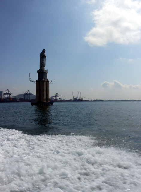 Cartagena statue in water