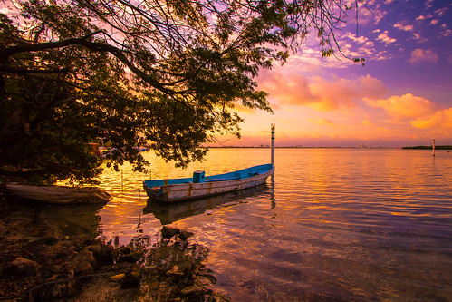 water america sunrise mexico boat central lagoon cancun