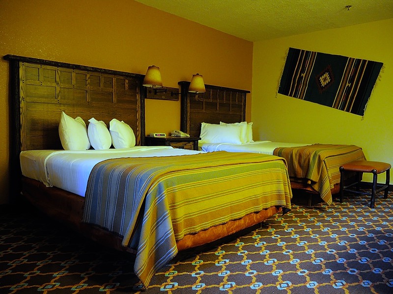 DSCN7703 Motel Room, Bryce Canyon Lodge