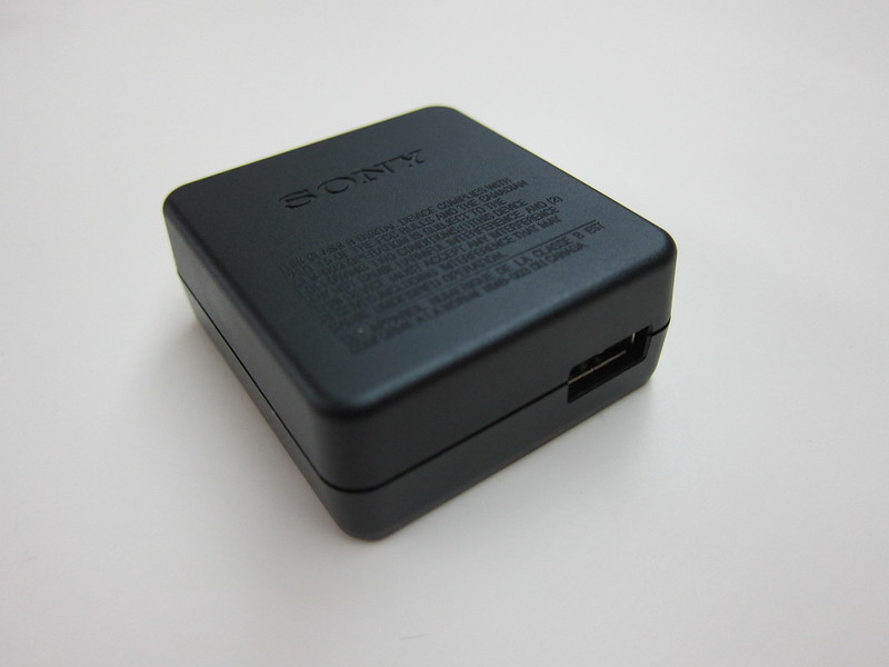 Sony NEX-3N - Charger