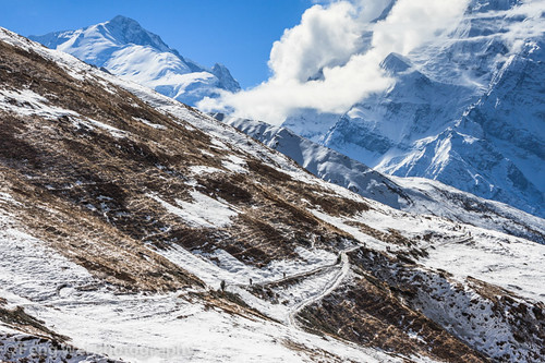 travel nepal mountain snow color horizontal landscape asia stream outdoor scenic remote annapurnacircuit annapurna himalayas manang gandaki letdar annapurnaconservationarea ledar jarsangkhola