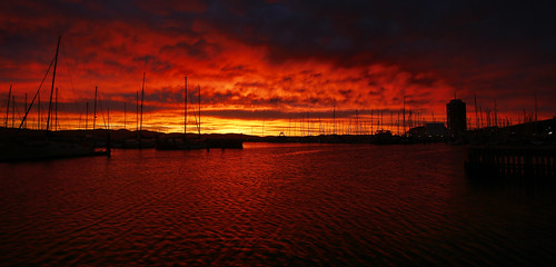 morning red sky reflection water clouds marina sunrise river boats early tasmania yachts hobart dss derwentriver wrestpoint