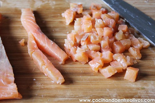Tartar de salmon y aguacate www.cocinandoentreolivos (14)