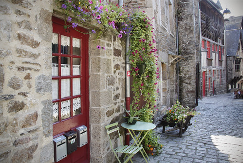 street holiday france town brittany view medieval stay dinan