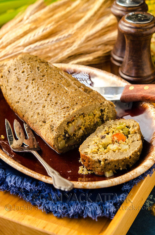 A beautiful Stuffed Seitan Roast that’s fit to be the centerpiece of any vegan Thanksgiving! And the quinoa stuffing is a healthier twist on a classic. 