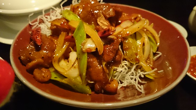 Peking style duck with chilli, leek, onion