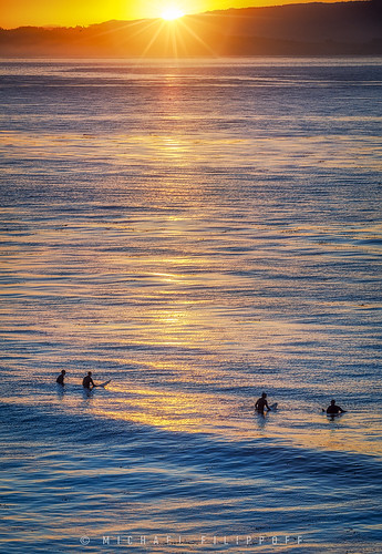 california silhouette sunrise dawn monterey surf waves glow glare pacific bright montereybay surfing calm flare serene swell bigwave pleasurepoint eastcliffdrive