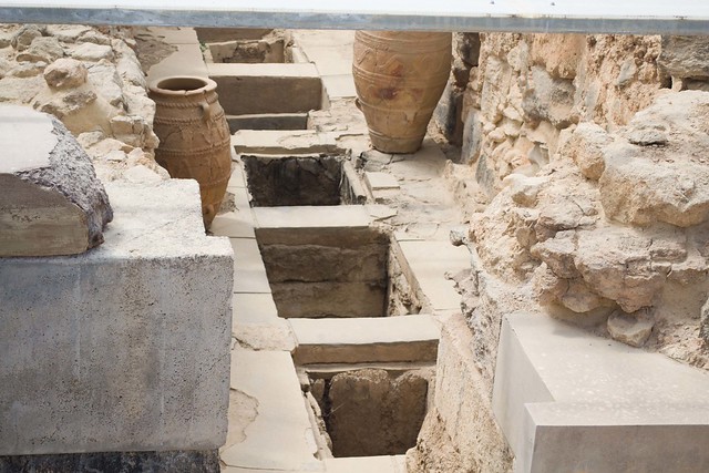 The Minoan City of Knossos – Myth or Reality? | packmeto.com