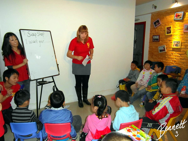 Teaching English in China to children