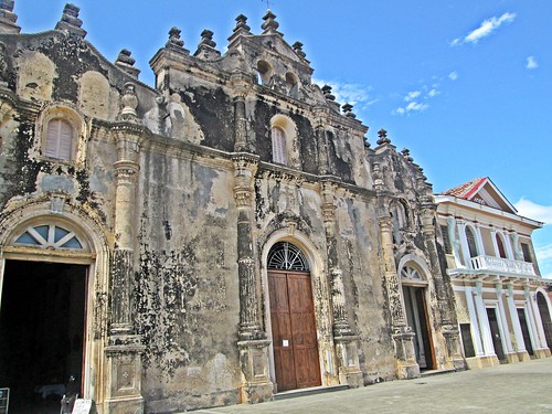 centralamerica centroamerica nicaragua granada iglesiadelamerced spanishcolonialarchitecture history colonialhistory facade 1539 earthquake