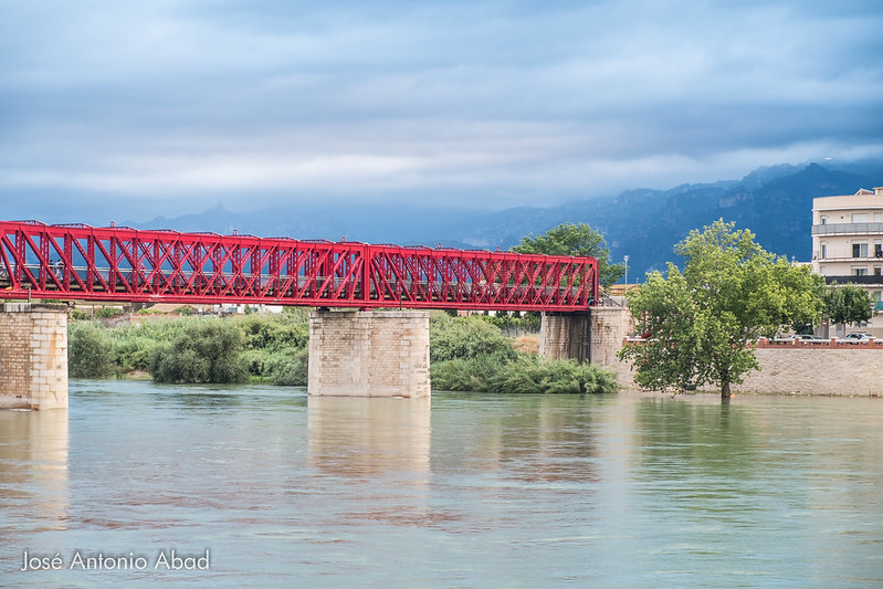 Puente metálico de Tortosa