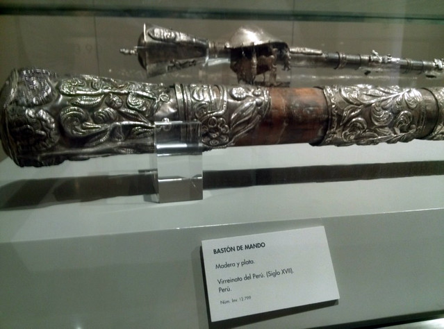 Bastón de Mando del Virreinato del Perú, hecho en madera y plata, una joya del colonialismo español en el Perú.