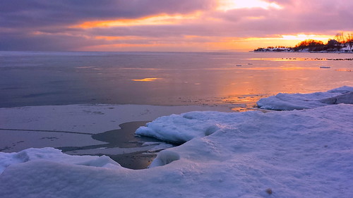 winter sunset lake ontario canada ice water waterfront durham serenity ajax lakeontario cellphonephotography azimaging