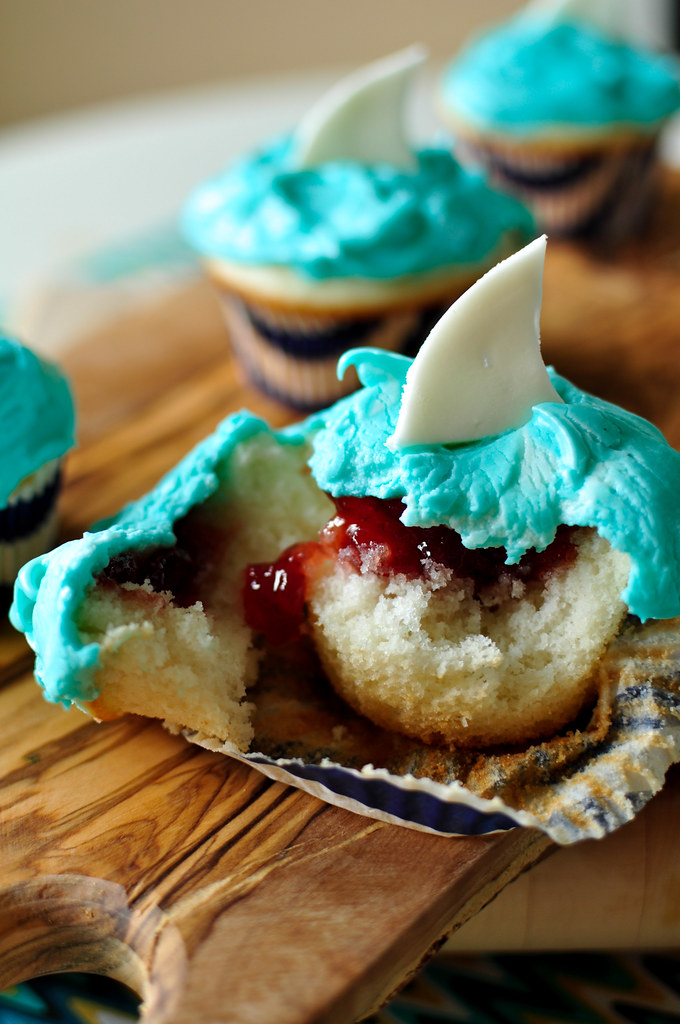 Shark Cupcakes 6
