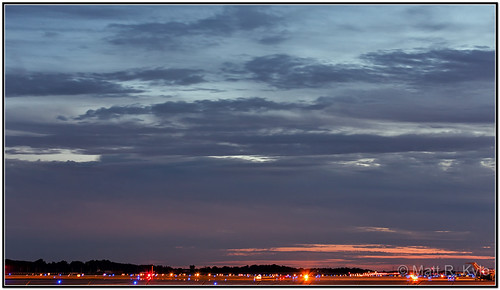 sunset night canon lights airport indiana fortwayne kfwa