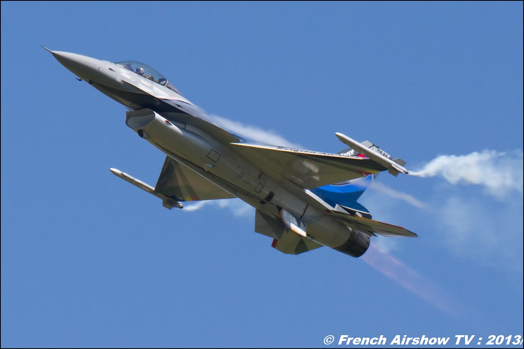 F-16 Solo Display Belge, 60 ans Patrouille de France , Meeting Aerien 2013