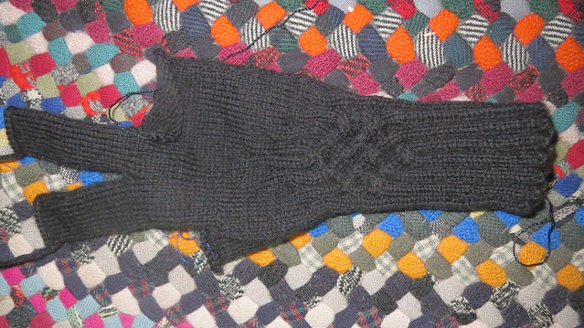 knotty glove
