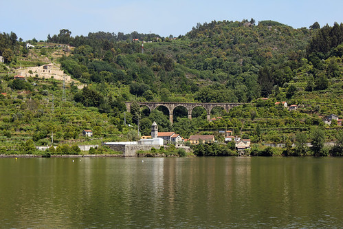 portugal landscapes sunny villages porto rivers douro paysages ponts ensoleillé fleuves brigdes