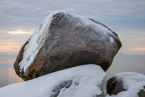 winter sunset snow ice rock is vinter nikon rocks december sweden stefan sverige sten westcoast snö solnedgång tjörn västkusten d90 klippor gyllenhammar stefangyllenhammar