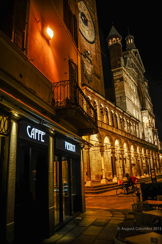 street light night cathedral via pierrot caffe cremona solferino retrosesos