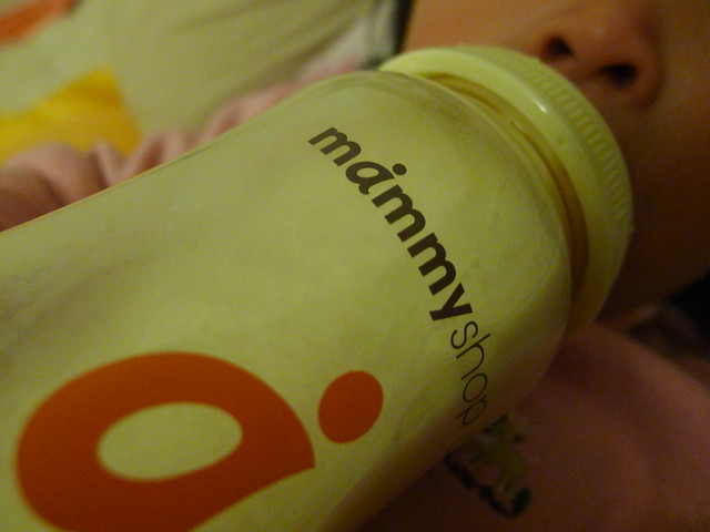 1040128媽咪小站(mammyshop)360度矽膠奶瓶刷商品(PES奶瓶*1+奶瓶清潔液*1)
