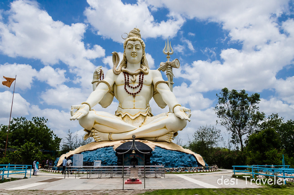 85 feet tall Shiva Idol Bijapur Karnataka