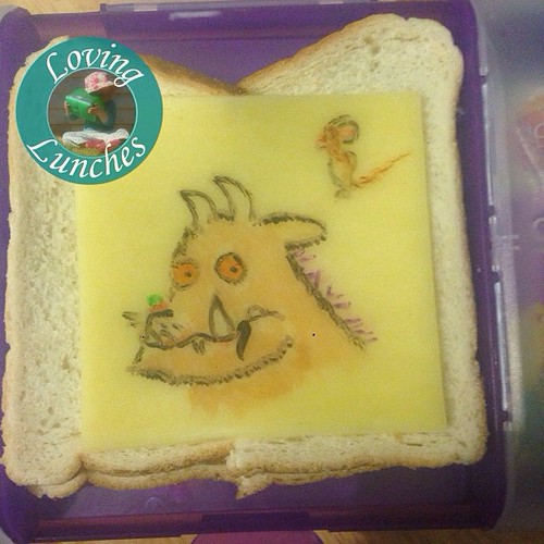 Loving finally getting around to finishing Miss M's lunch for tomorrow… opted for a simple #cheesart atop Vegemite. In our @smashenterprises #nudefoodmovers  #Gruffalo #iloveNFM