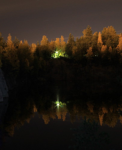 longexposure autumn forest finland pond vantaa laurilaurén
