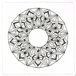 Circular Crux (pattern by Henrike Bratz)