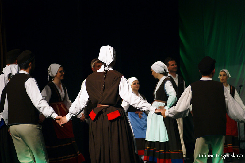 Танец членов KUD "Rakalj"