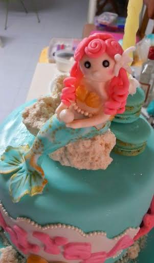 Mermaid Cake by Bon Han of Sew-it Slice