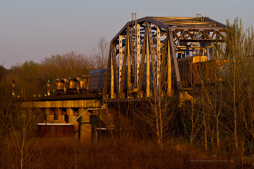 railroad bridge up river illinois steel sub rail il chester signals unionpacific goldenhour subdivision railfanning kaskaskia