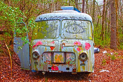 georgia grafitti antique decay helen motorhome hdr {vision}:{outdoor}=0696 {vision}:{text}=0655