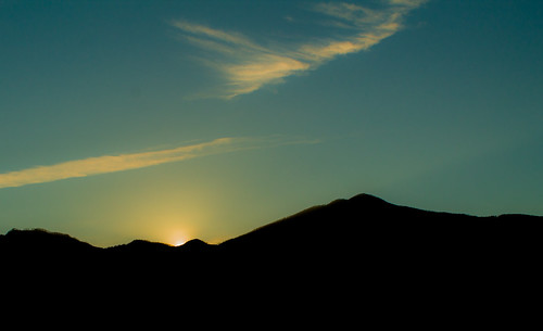 sunset italy sun mountain mountains silhouette canon landscape italia tramonto view tuscany monte toscana pontremoli lunigiana 1100d