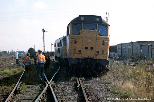 train diesel railway britishrail northlincolnshire class31 31160 31321 barnetby wrawbyjunction