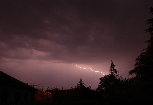 storm france lightning iledefrance strom thunder orage yvelines éclair foudre canon400d bréval sigmadc1850hsm