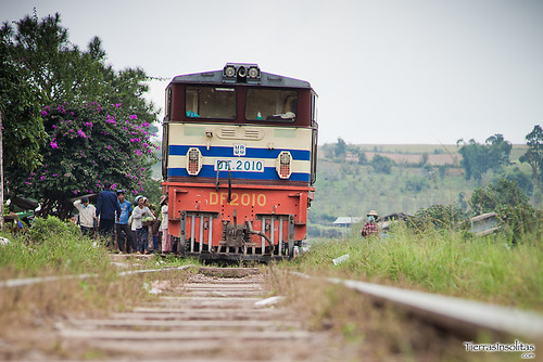 Tren en Myanmar
