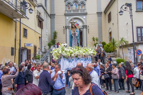 italy campania pietramelara processione immacolata statua barca monte maggiore casertano