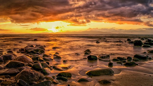 sunset newzealand sun seascape thames clouds gold shoreline olympus nz e3 gitzo 1260mm gt2542l