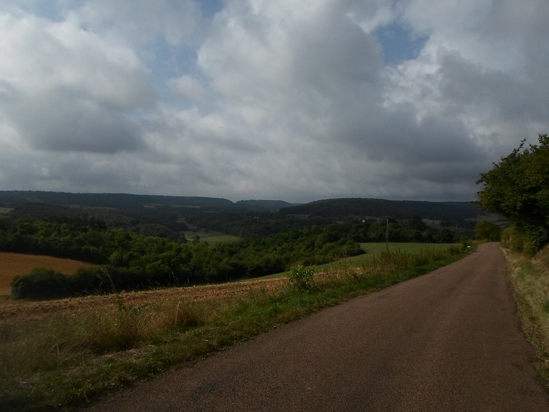 Road to Fontenay