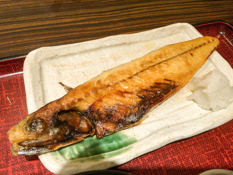 隠れ房焼き魚定食鯖の塩焼