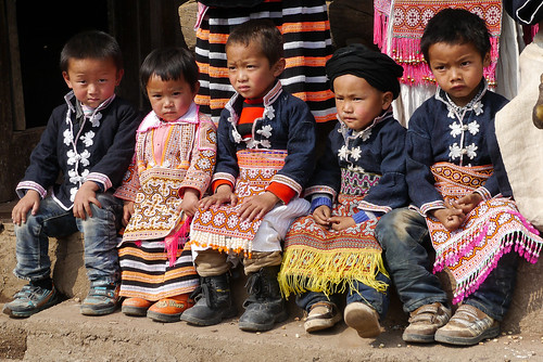 china tribal guizhou miao minority etnic anshun longhornmiao southwestchina minderheden villagelongga